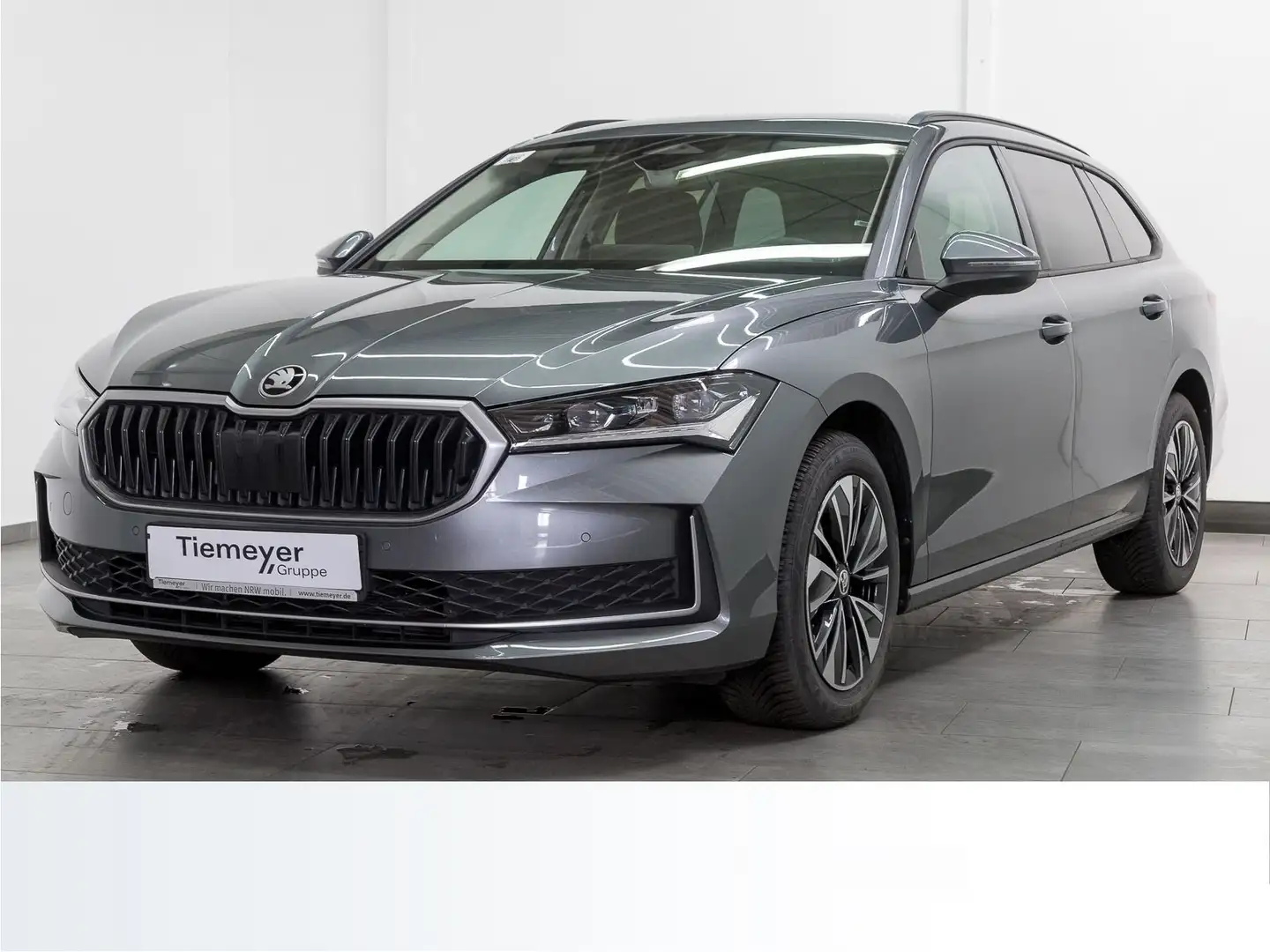 Skoda Superb Combi 1.5 TSI DSG SELECTION NAVI MATRIX S Grau - 2