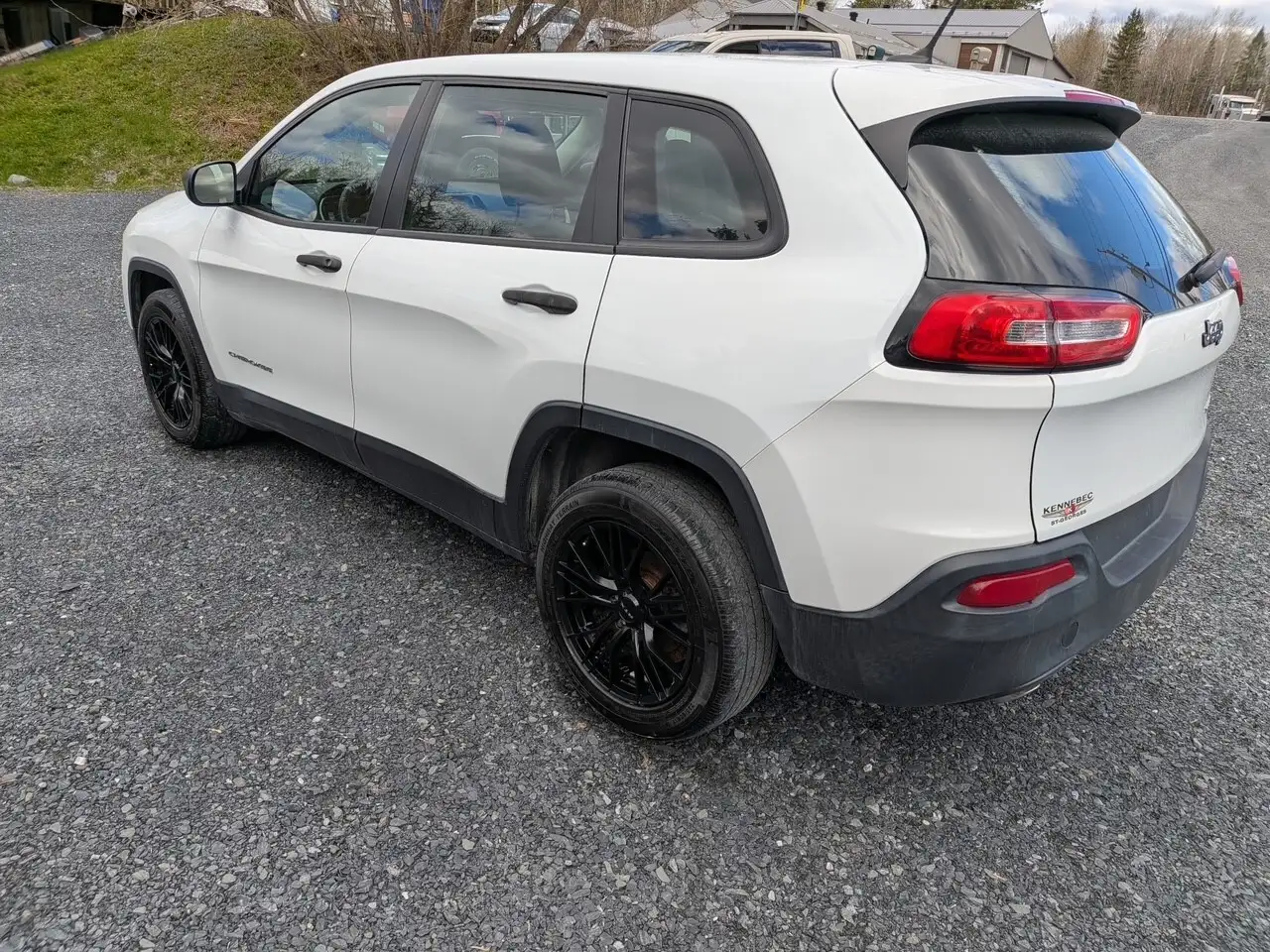 Jeep Cherokee снимка Jeep Cherokee