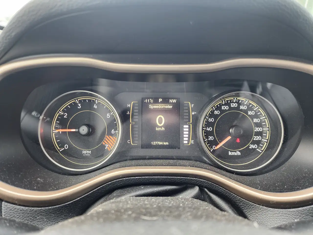 Jeep Cherokee снимка Jeep Cherokee
