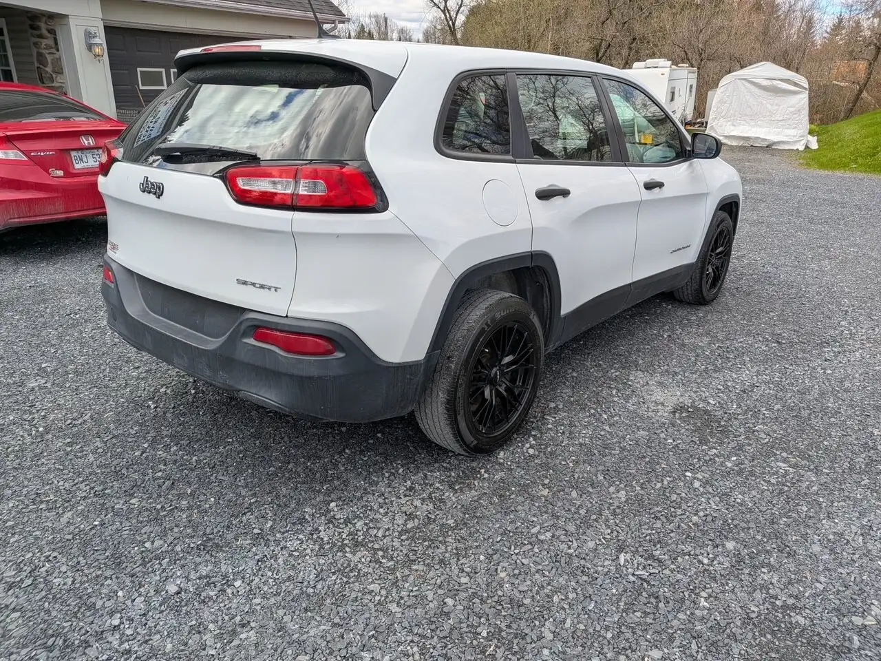 Jeep Cherokee снимка Jeep Cherokee