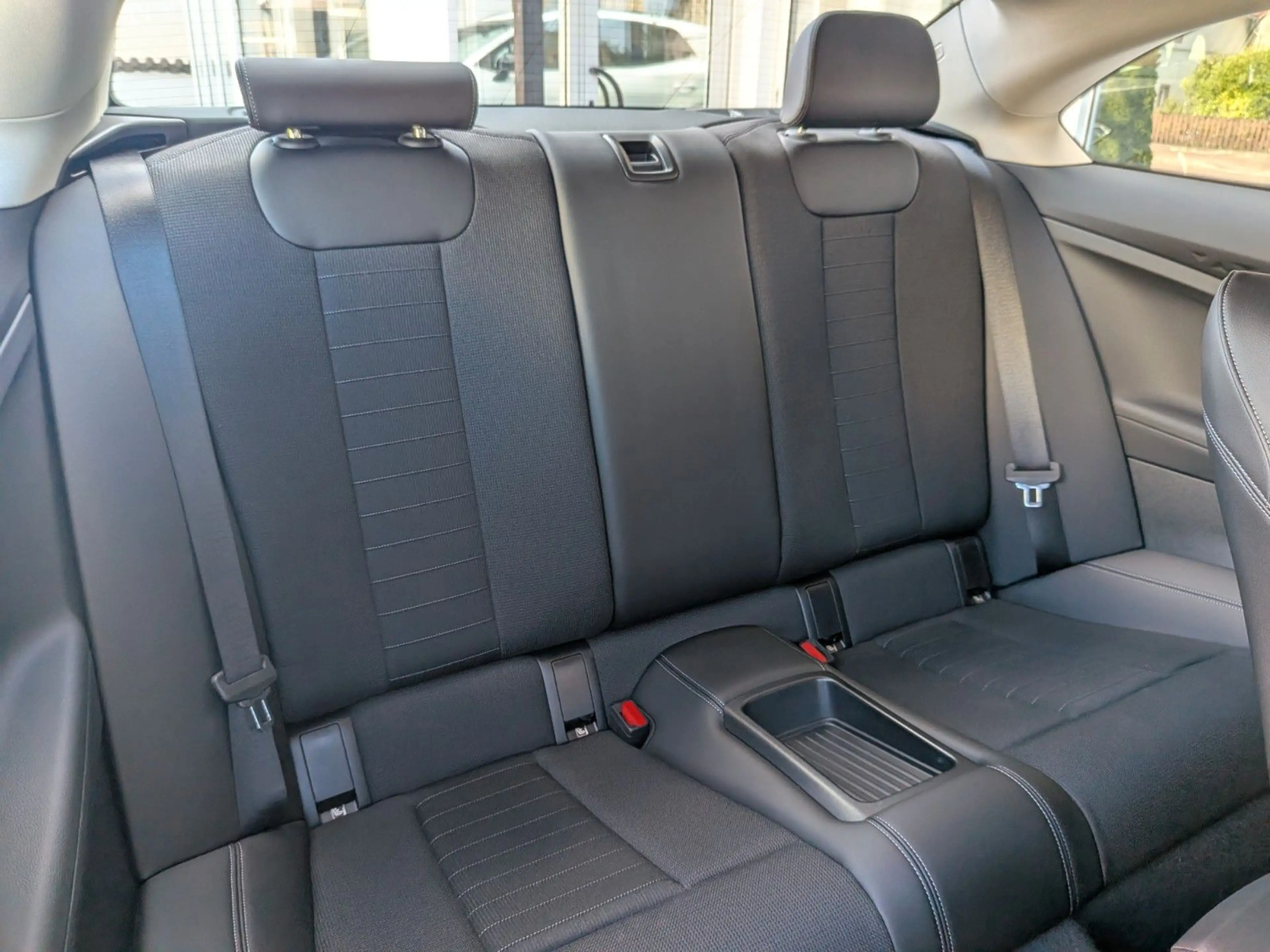 BMW 230 i Coupé — photo 11
