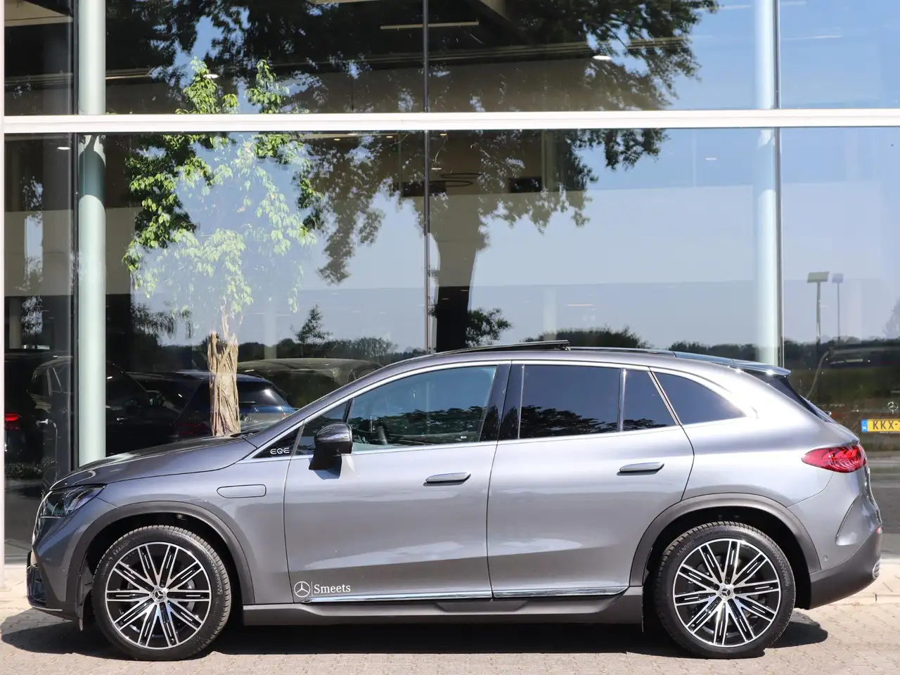 Mercedes-Benz EQE SUV 2026