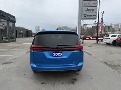 Chrysler Pacifica 2026