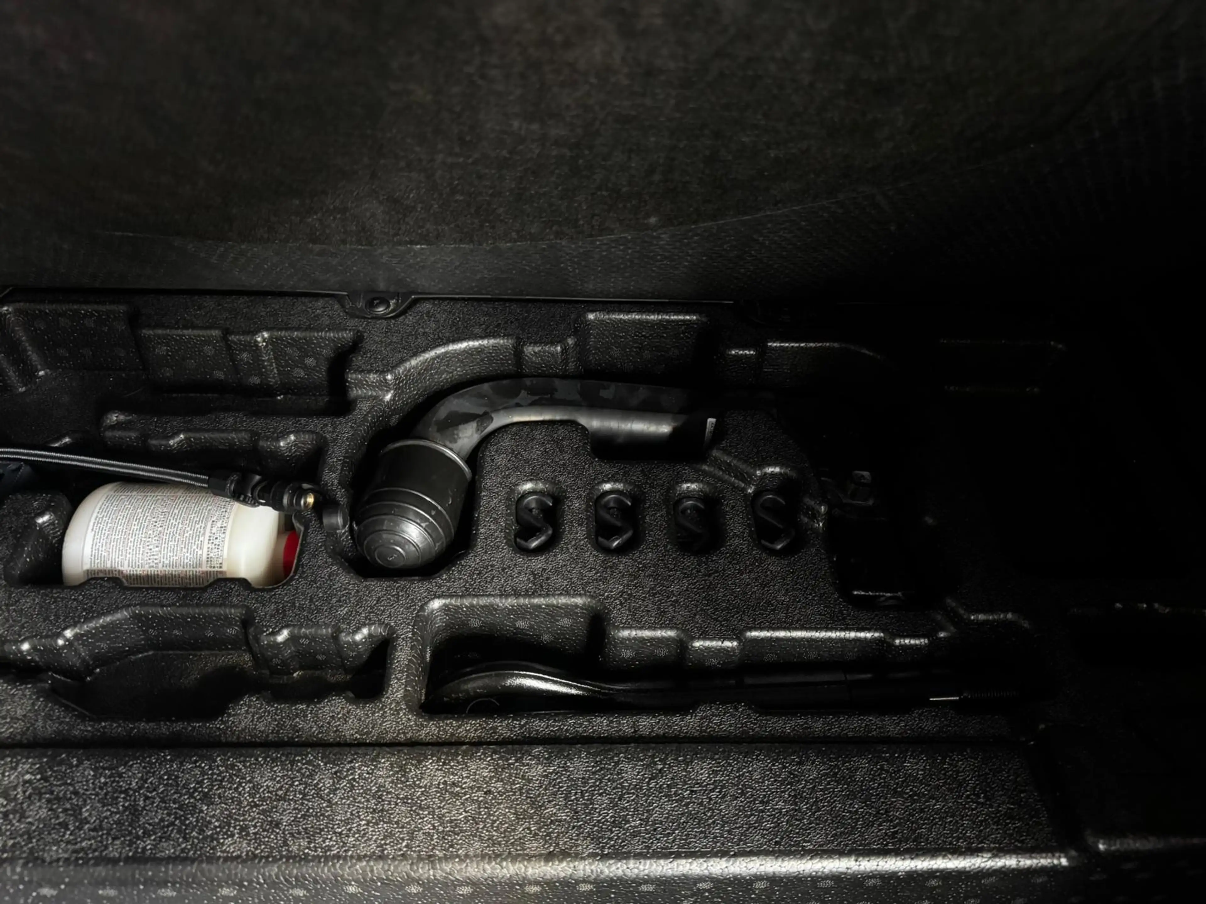 Land Rover Discovery Sport P300e 309PK R-Dynamic HSE Pano Head-UP 360 Camera — photo 48