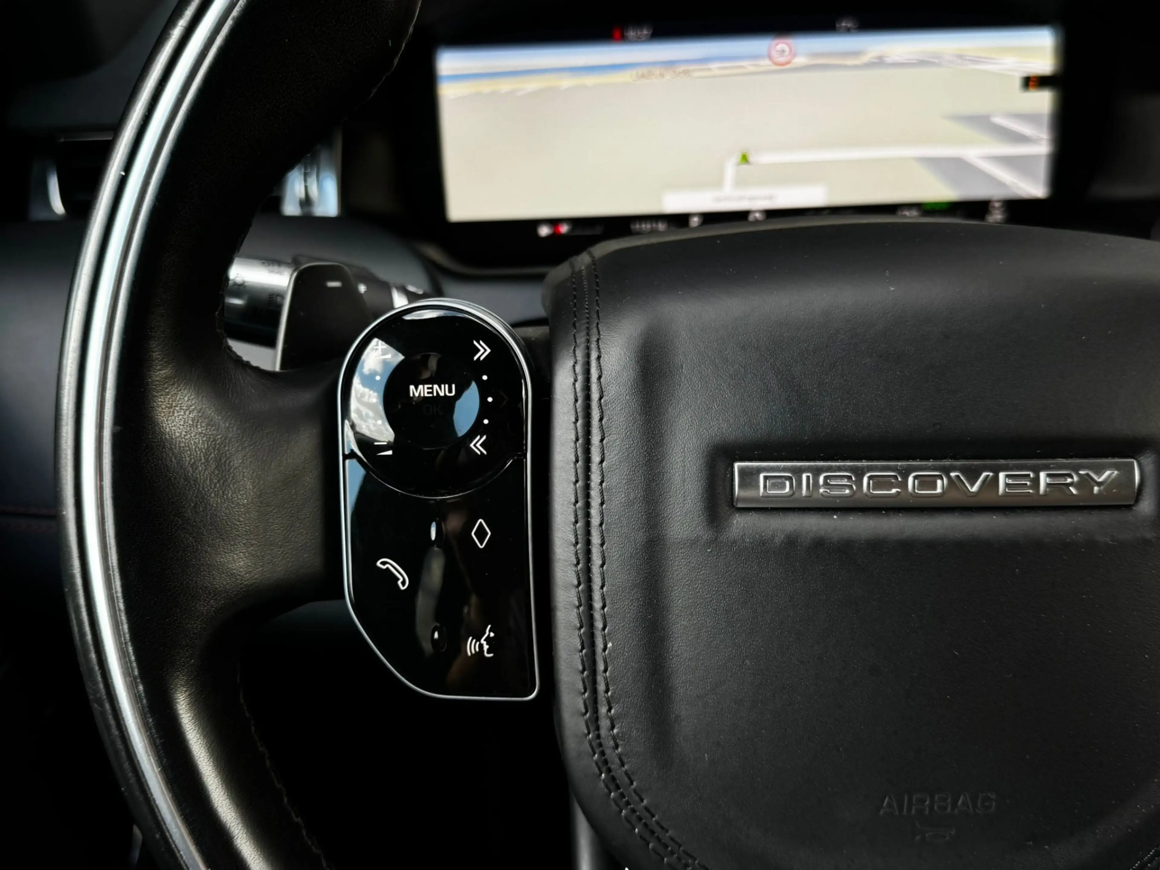 Land Rover Discovery Sport P300e 309PK R-Dynamic HSE Pano Head-UP 360 Camera — photo 44
