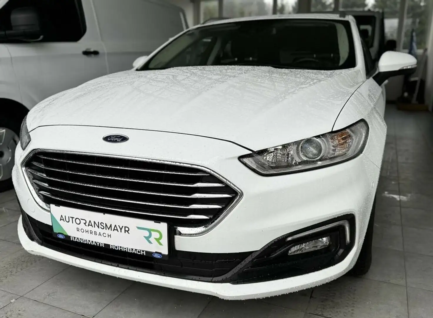 Ford Mondeo Travell Titanium 2,0 EcoBlue SCR Blanc - 2
