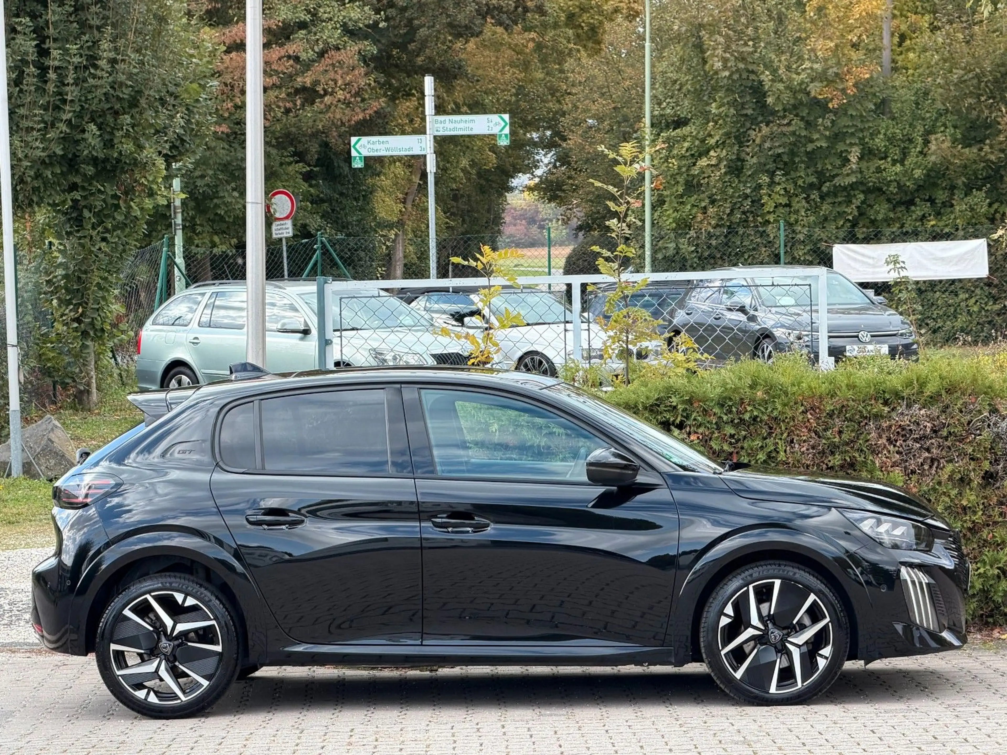 Peugeot 208 GT Hybrid 136 e-DSC6 Automatik — photo 4