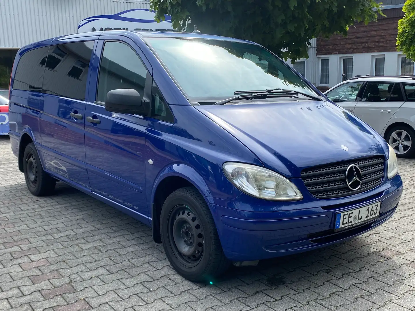 Mercedes-Benz Vito 115 CDI lang (639.603) Blau - 1