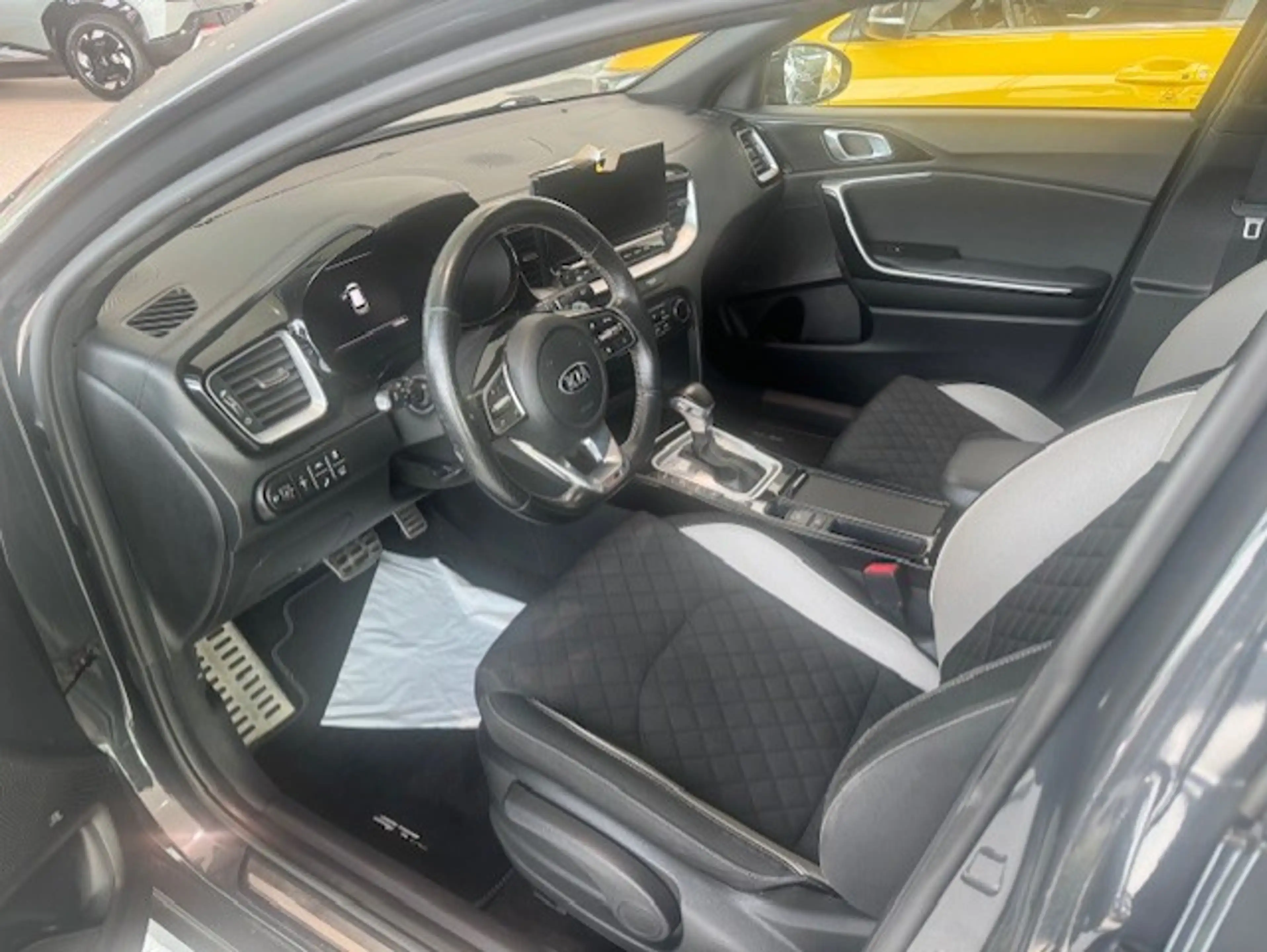 Kia ProCeed / pro_cee'd GT Line 1.6 CRDI DCT — photo 7
