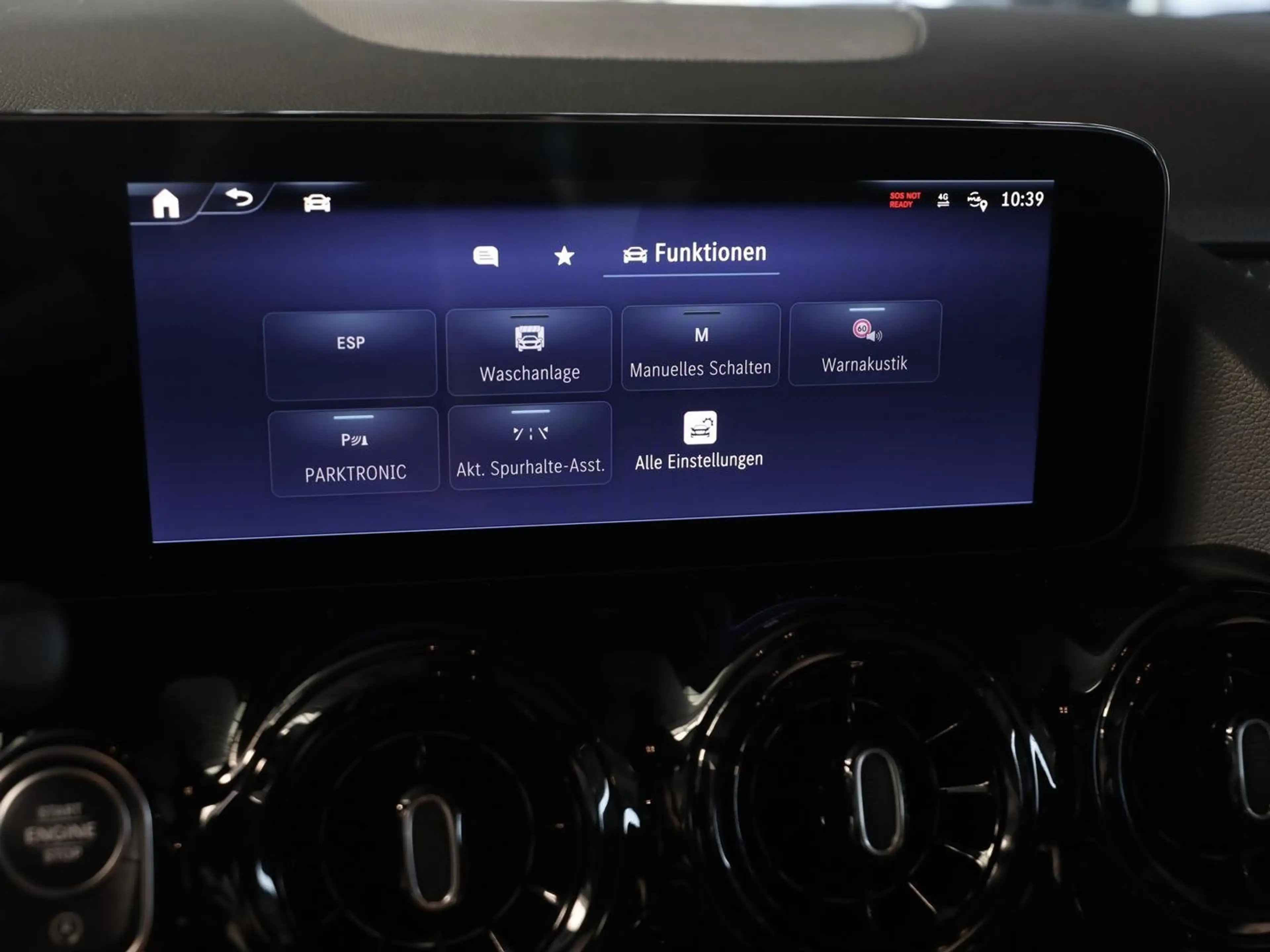 Mercedes-Benz GLA 200 Rückfahrkamera Sitzheizung MBUX-Navi LED — photo 14