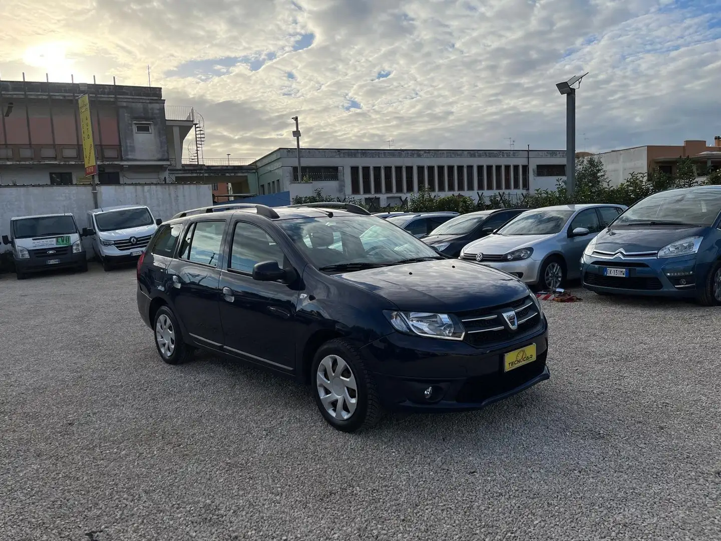 Dacia Logan Logan MCV 1.5 dci Ambiance 90cv Azul - 2