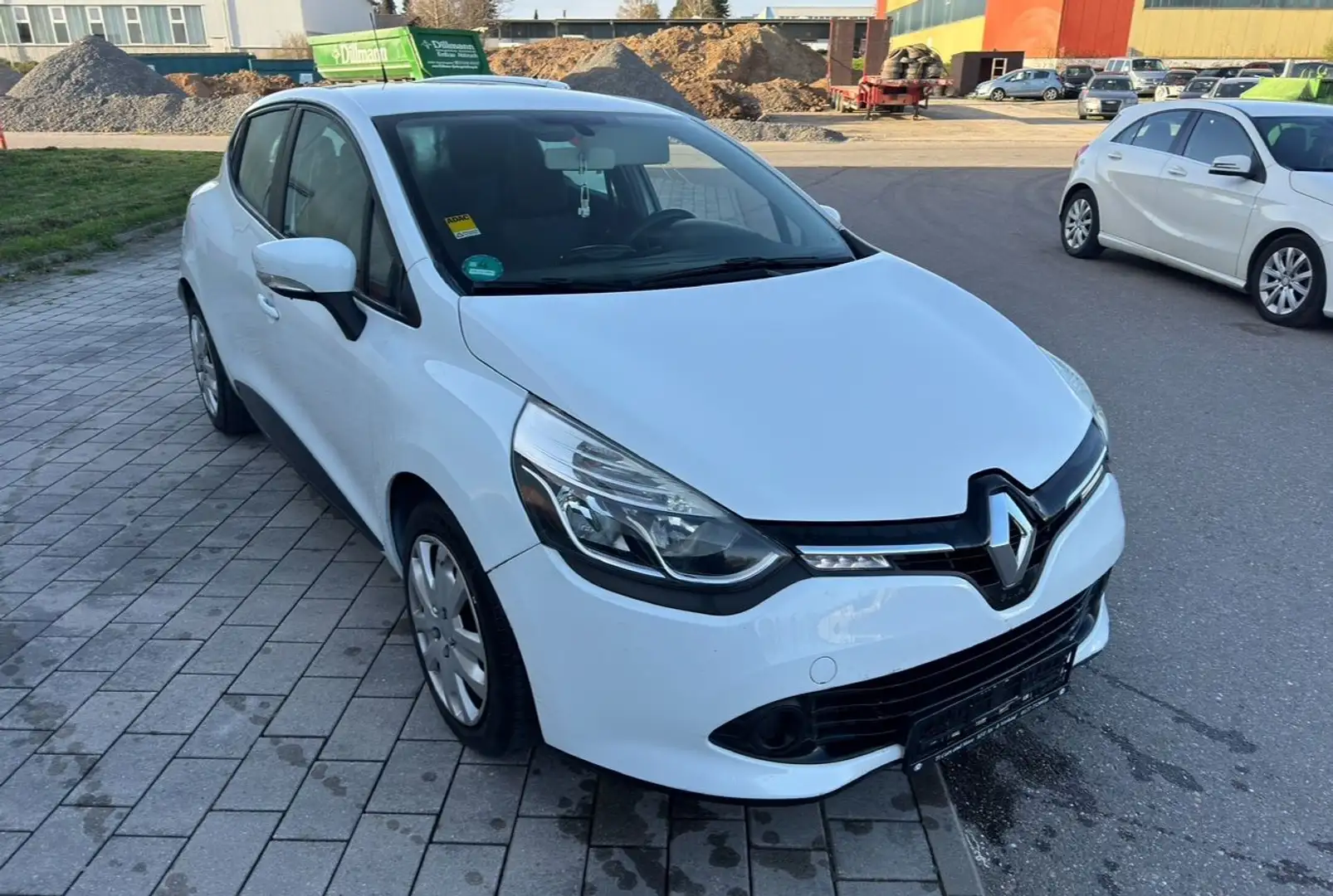 Renault Clio *Clio*IV*Dynamique*Scheckeft*TÜV* Weiß - 1