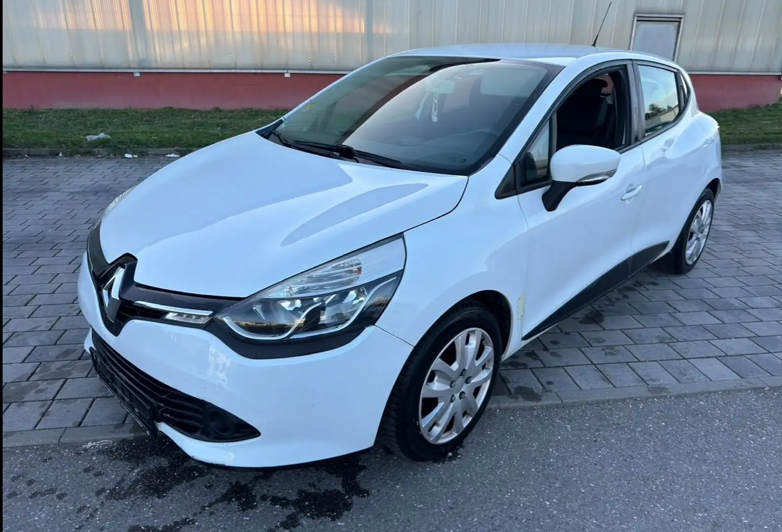 Renault Clio *Clio*IV*Dynamique*Scheckeft*TÜV* bijela - 2
