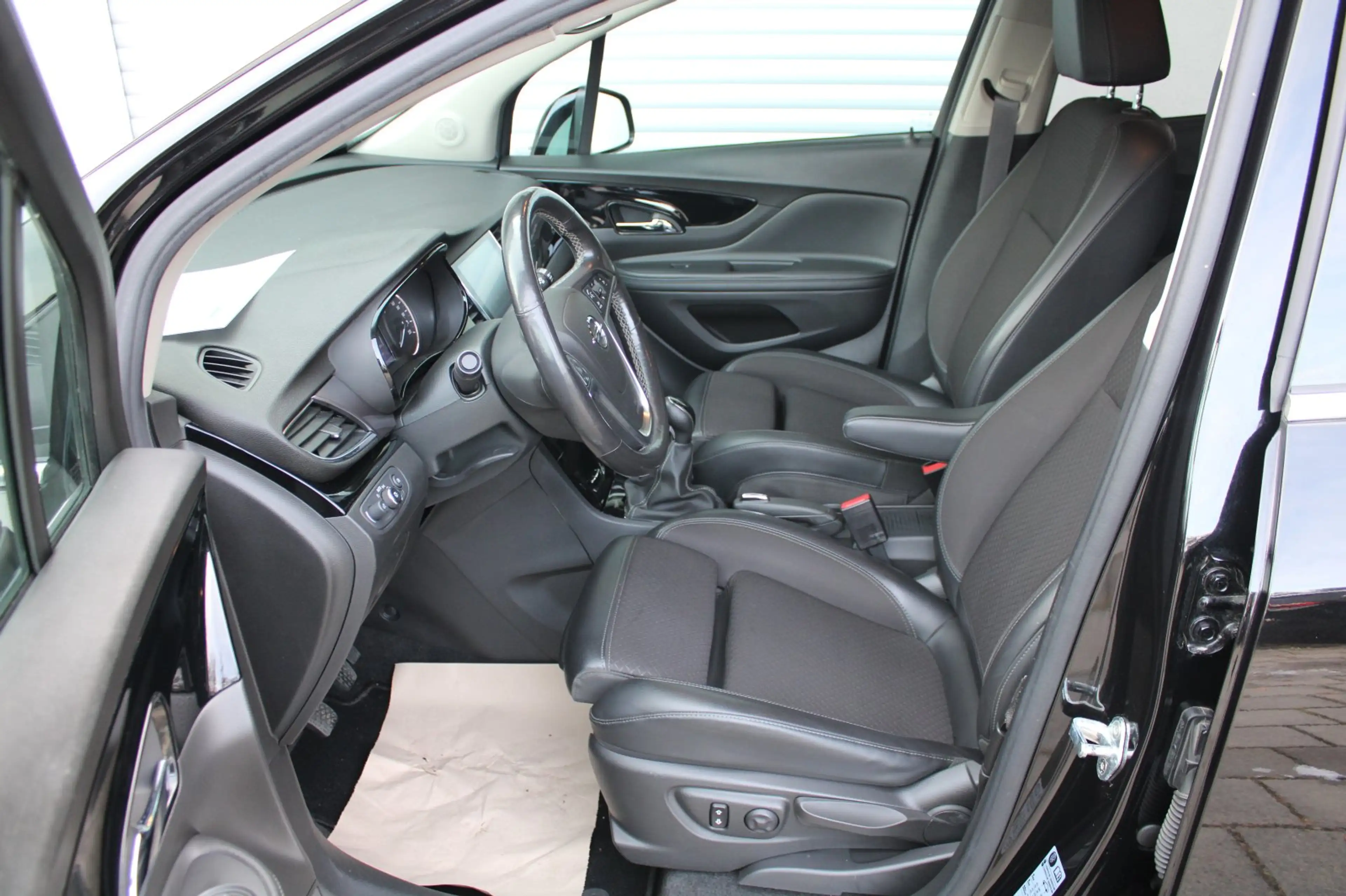 Opel Mokka X 1.6 D Innovation Teilleder LED Navigation Sitzhzg — photo 6