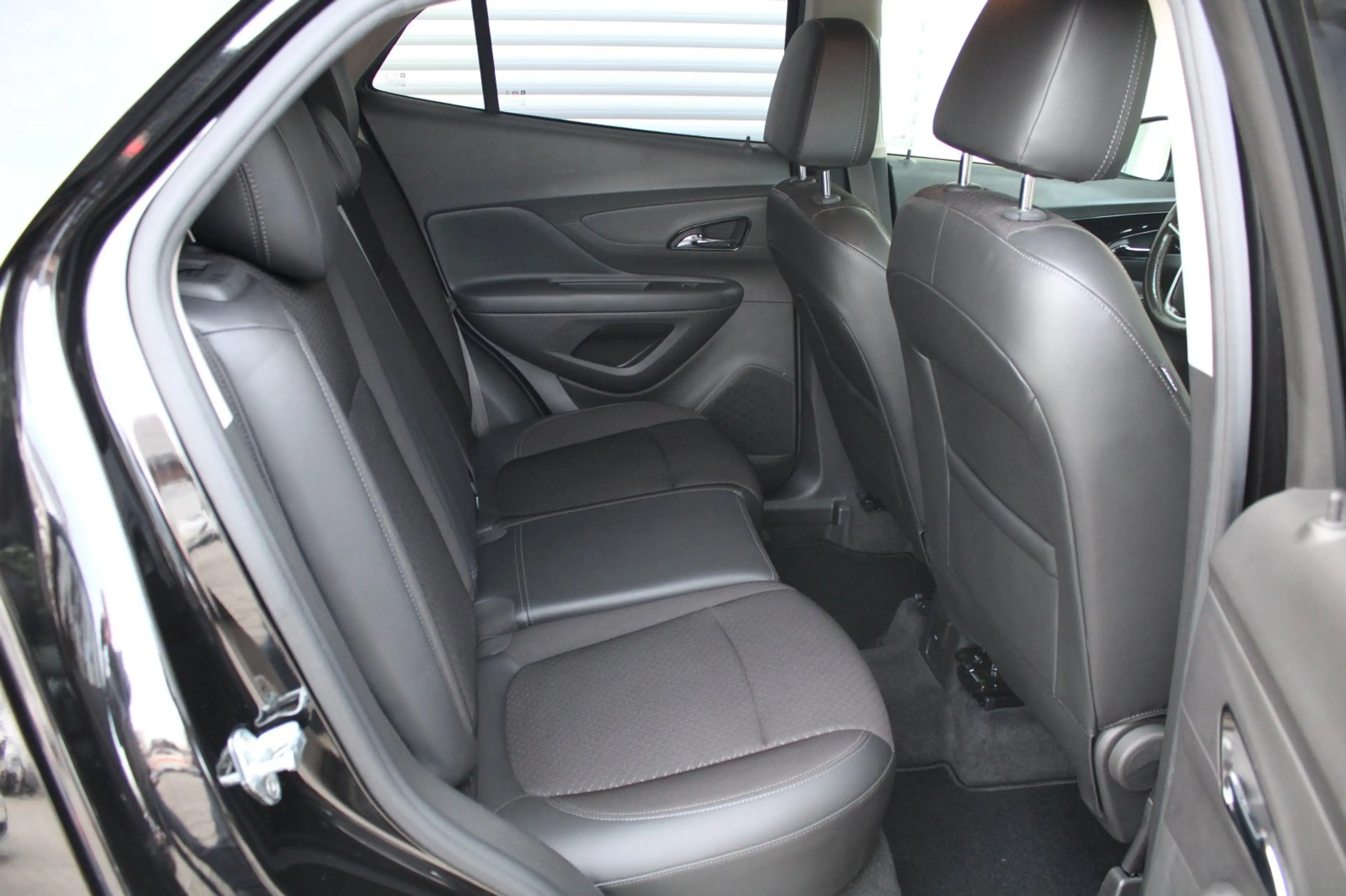 Opel Mokka X 1.6 D Innovation Teilleder LED Navigation Sitzhzg — photo 15