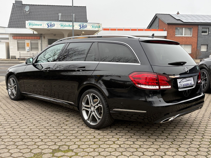 Mercedes-Benz E 400 T-Modell*AVANTGARDE*360°*LEDER*SCHIEBEDACH — photo 4