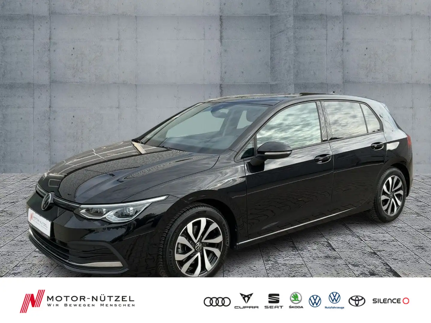 Volkswagen Golf VIII 2.0TDI DSG 5JG+MATRIX+NAV+AHK+PANO+HuD Schwarz - 1
