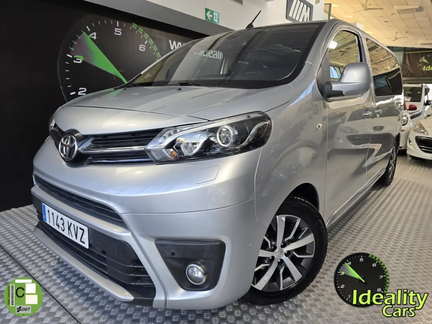 Toyota Proace Family L2 2.0D 8pl. Advance+Pack Plus Aut. 180 Gris - 1