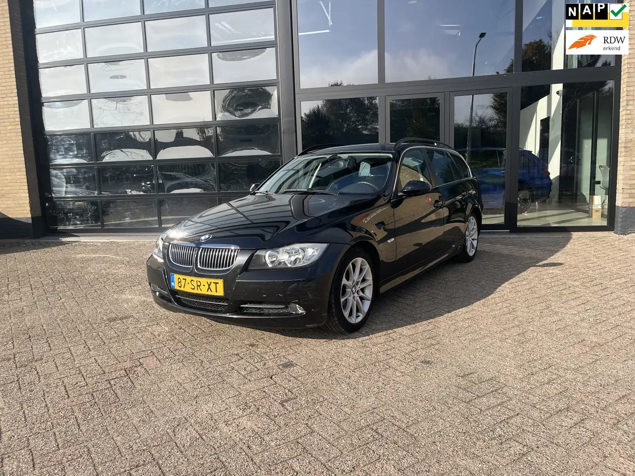 BMW 325