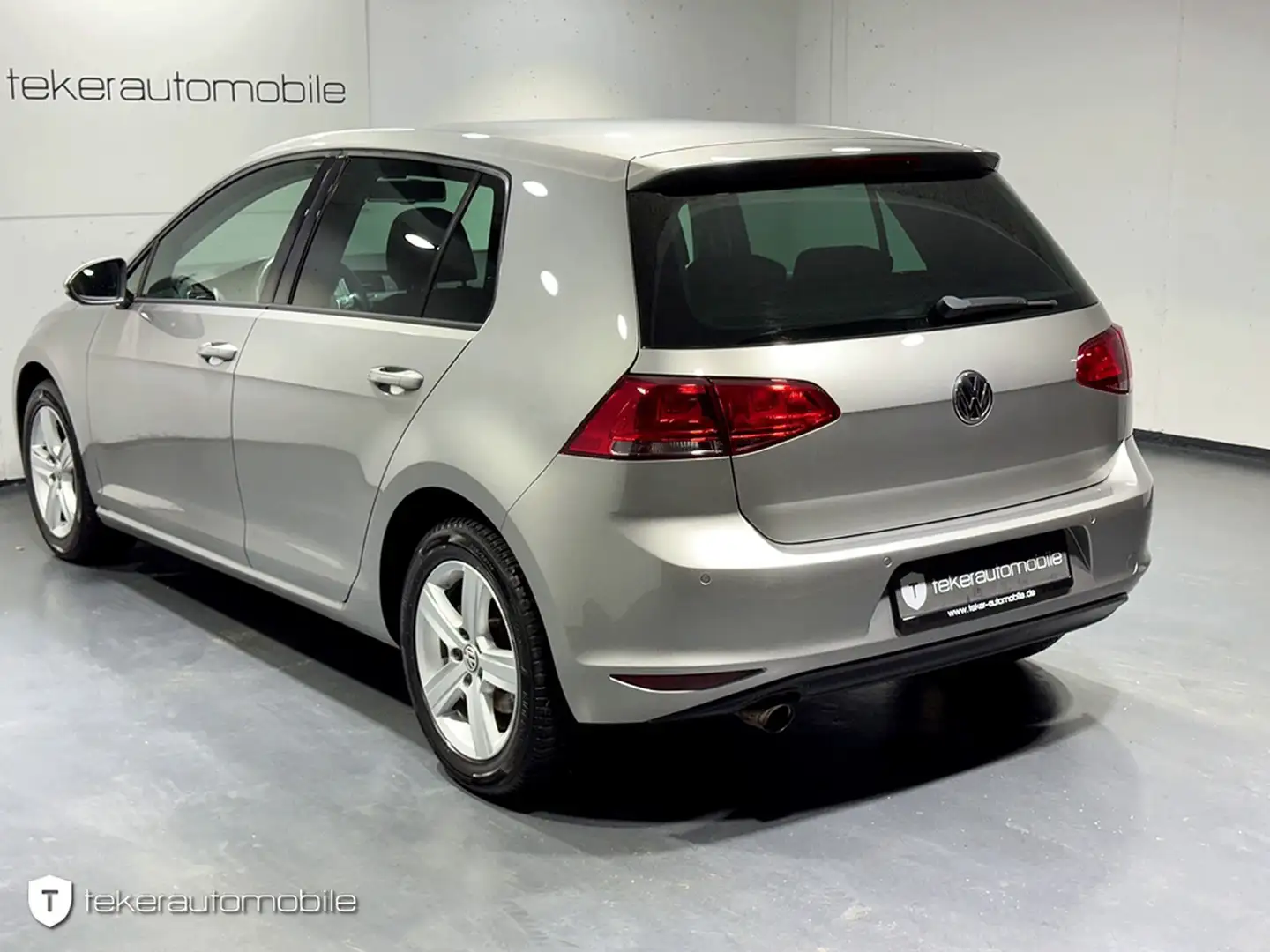 Volkswagen Golf VII 1.2 TSI Comfortline BMT Silber - 2