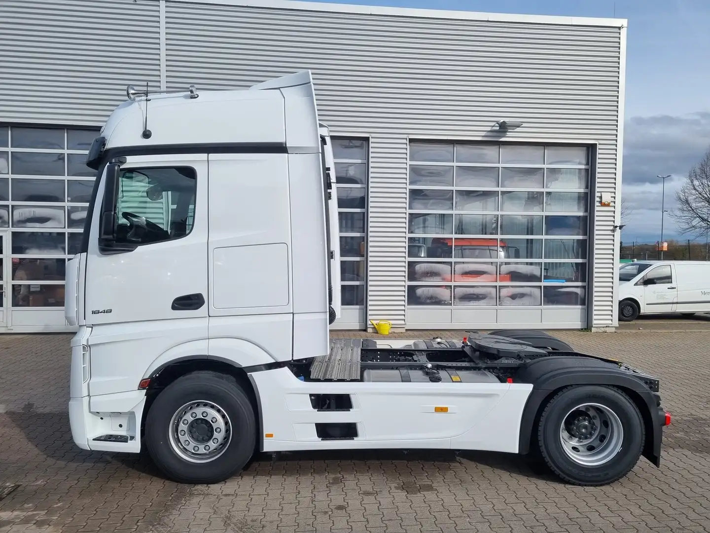 Mercedes-Benz Actros 1848 LS ADR Weiß - 2
