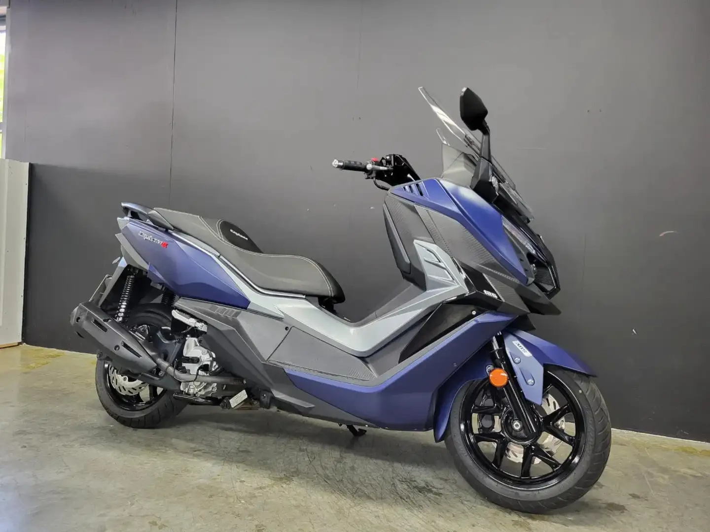 SYM Cruisym 125 Alpha 125cc (A1, B-rijbewijs) - 1