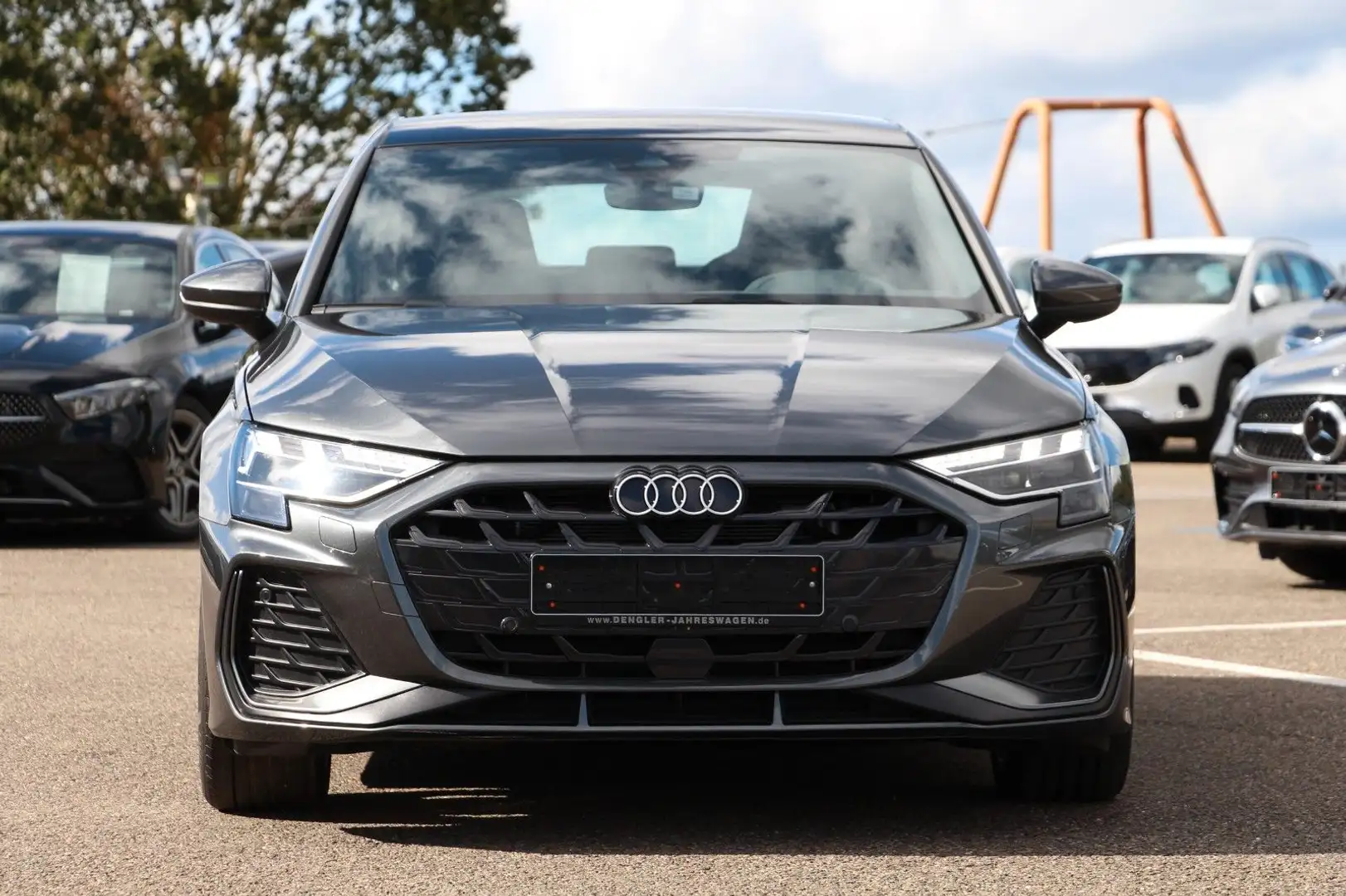 Audi A3 Sportback 35 TDI S line Grau - 2