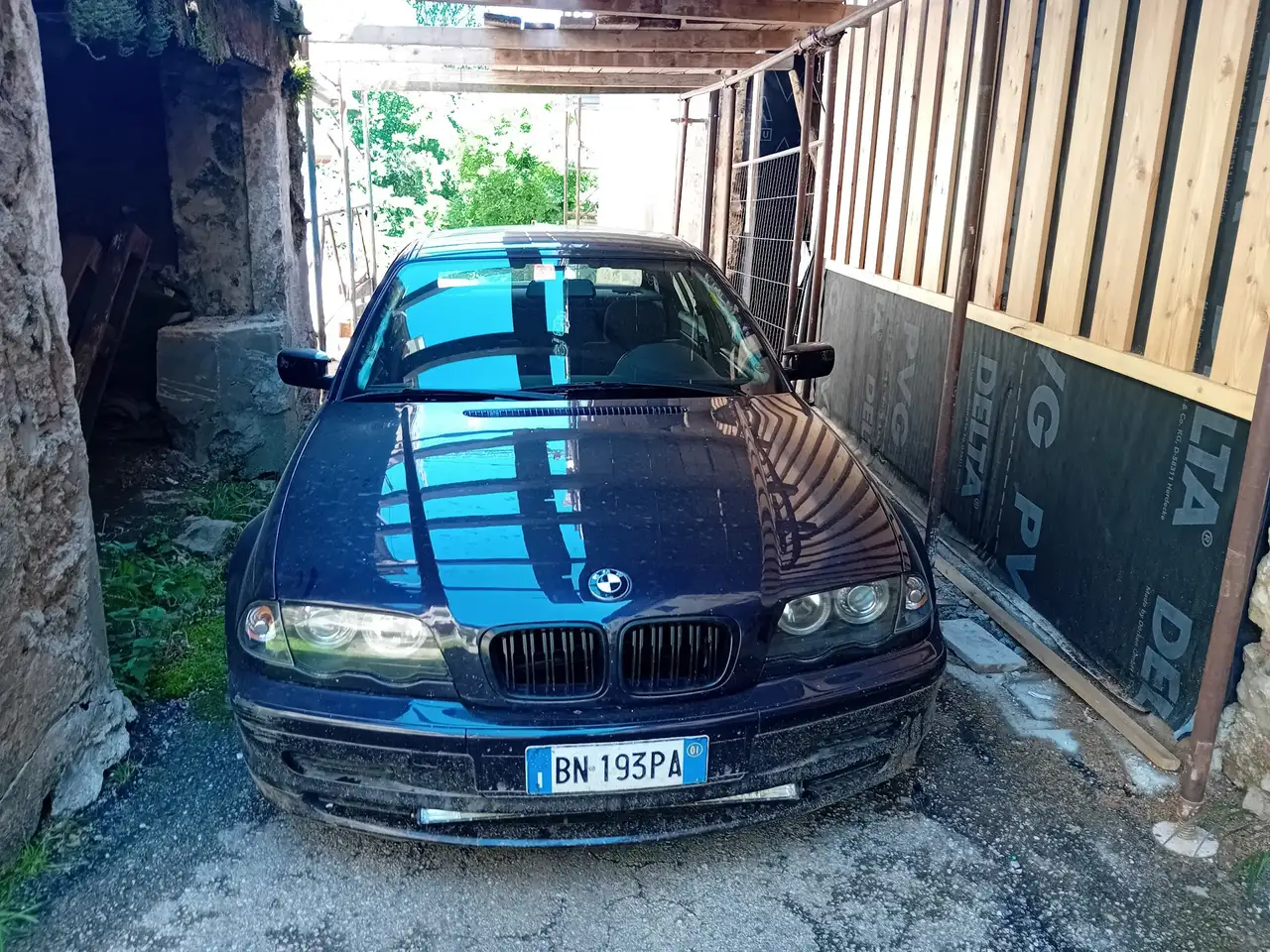 BMW 320d, foto 2