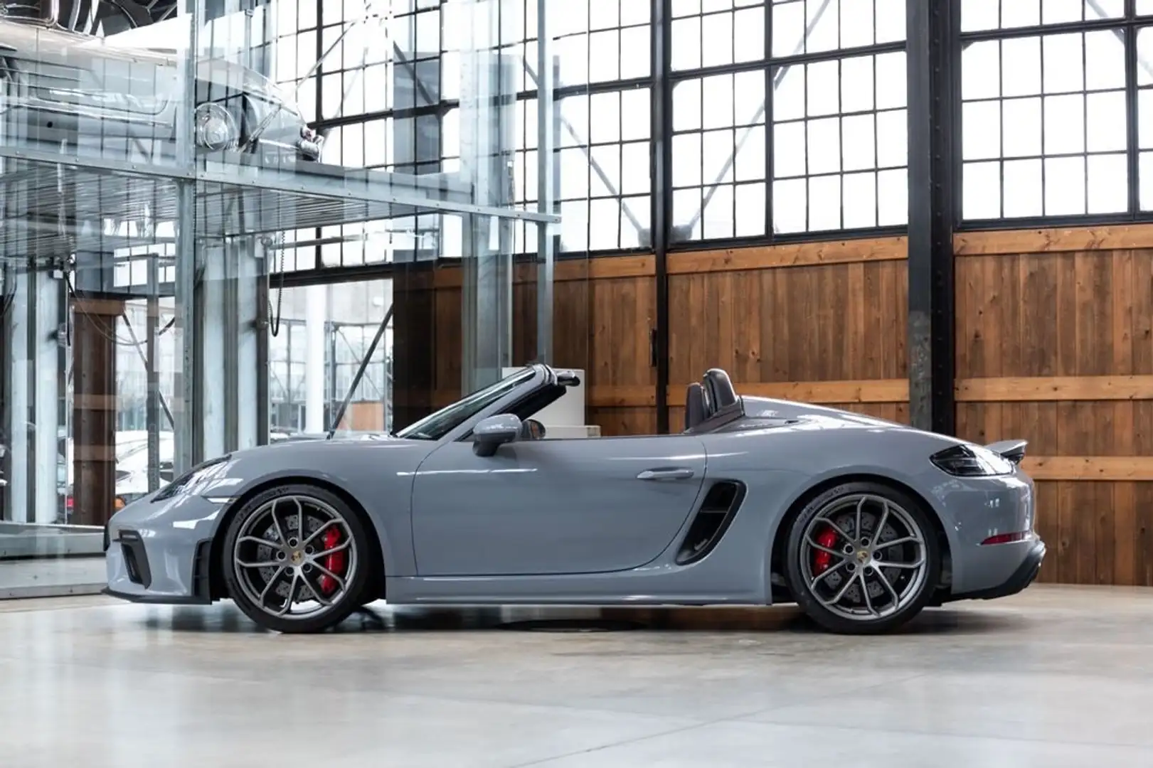 Porsche 718 Spyder 718 Spyder PDK Grijs - 1