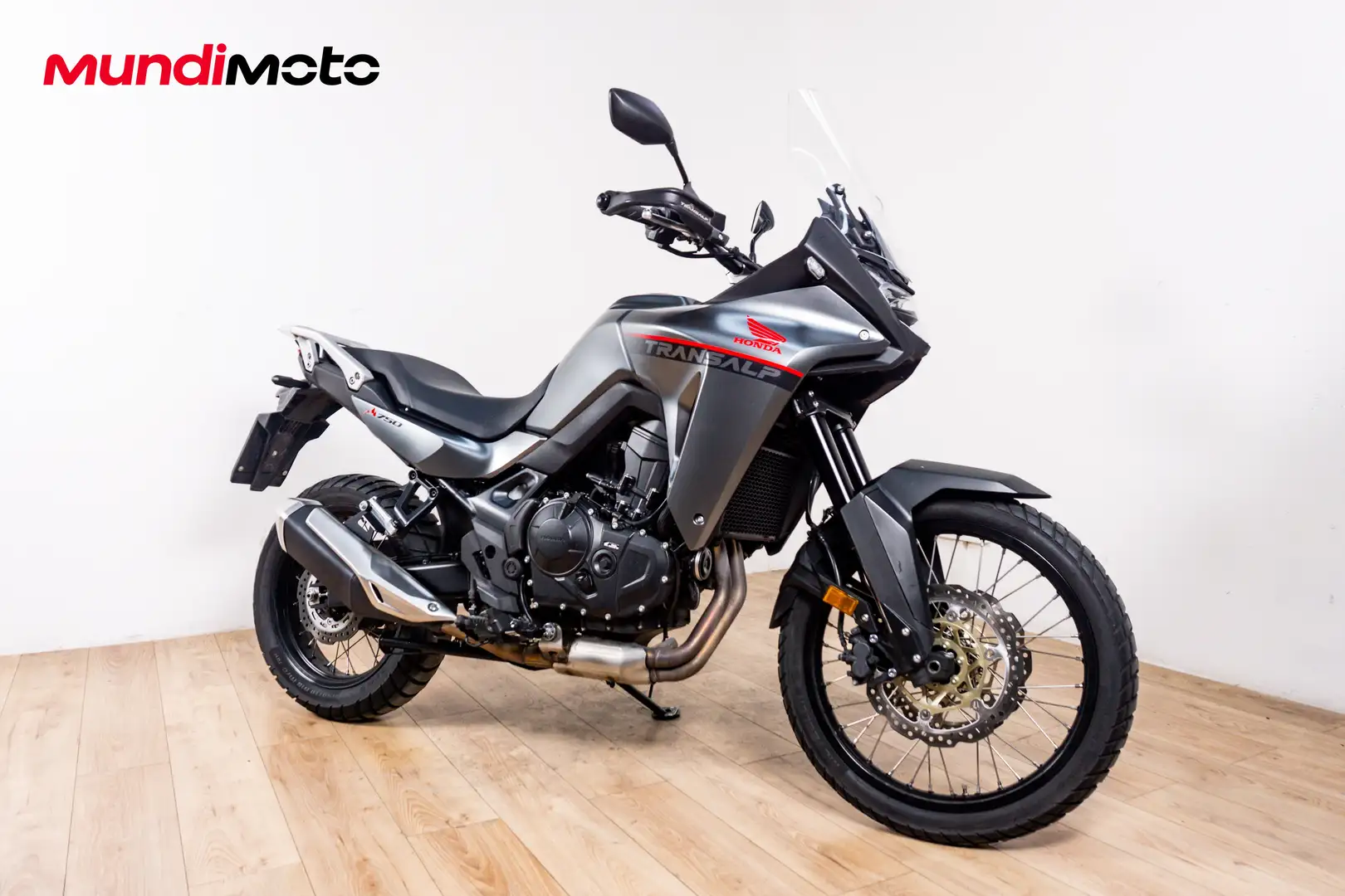 Honda XL 750 Transalp - 2