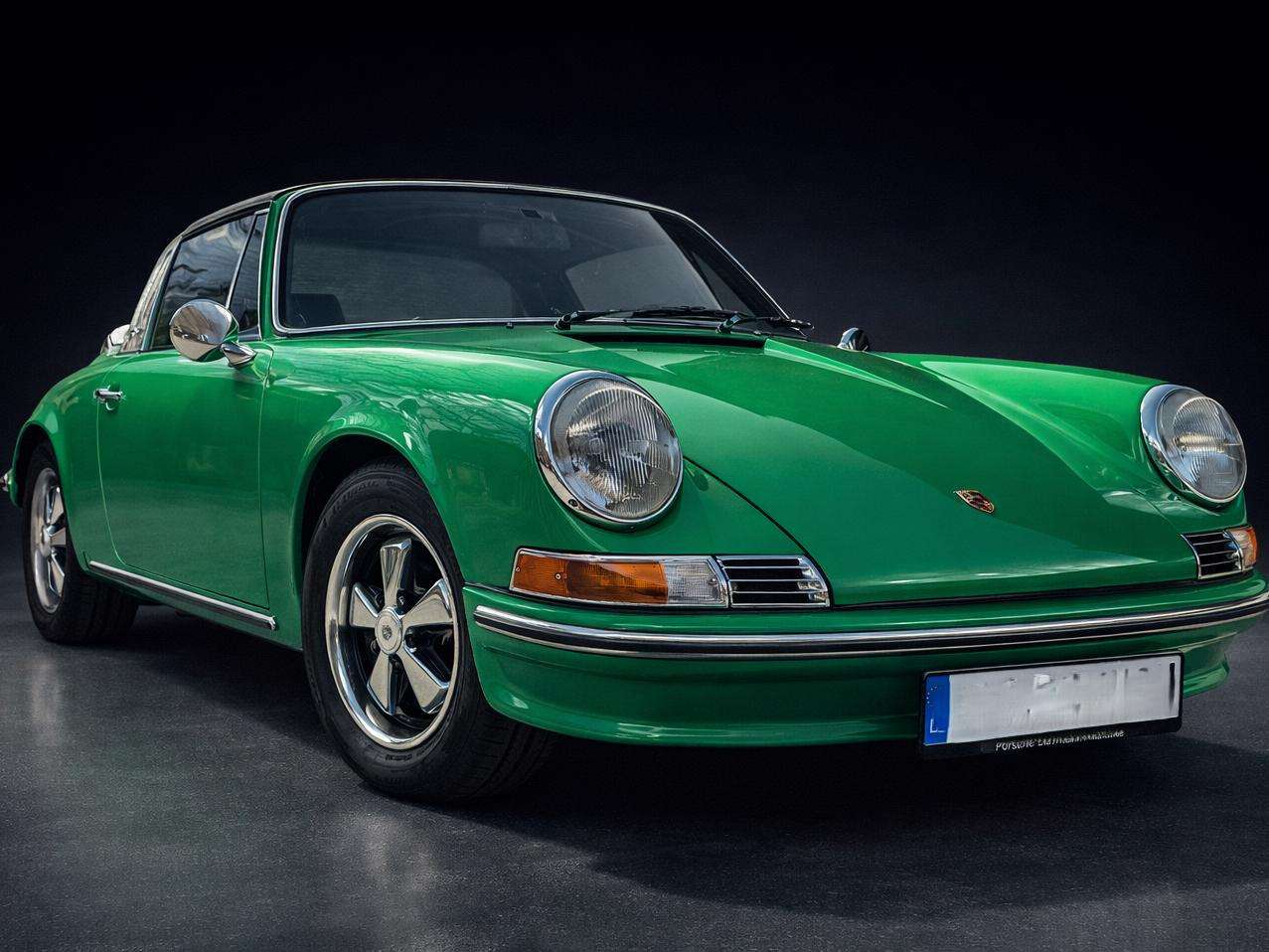 Second hand Porsche 911 