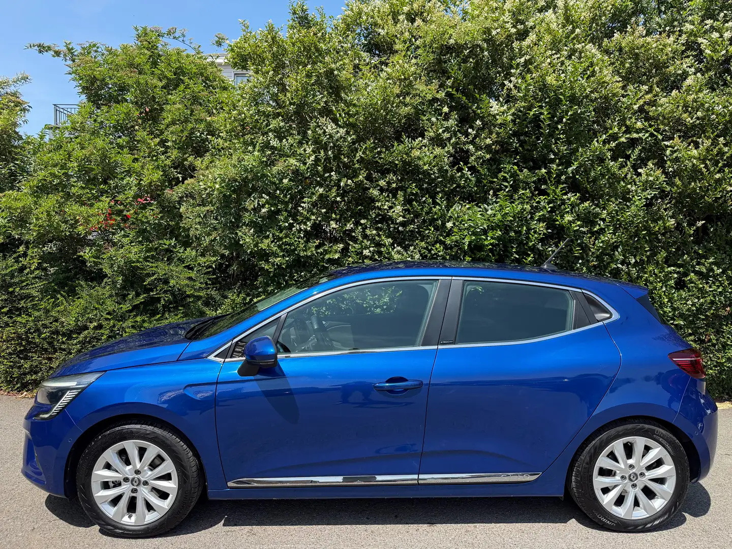 Renault Clio 1.6i E-TECH Hybrid+NAVI+CAMERA 360+VOLANT CHAUF Bleu - 2