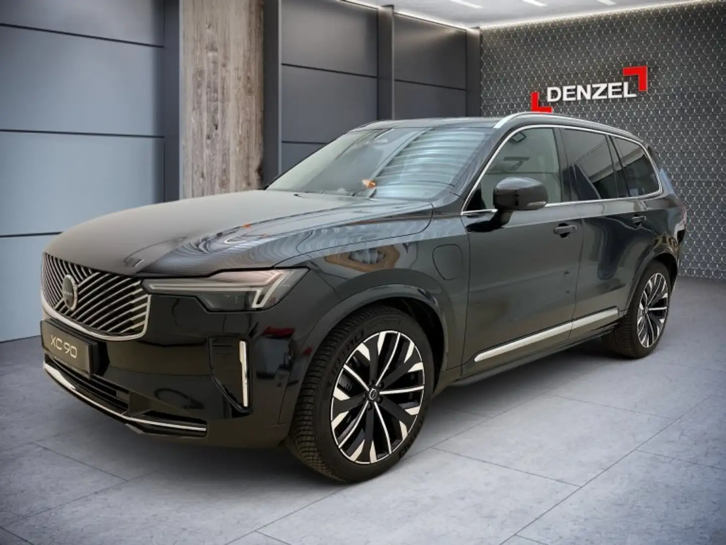 Volvo XC90 Ultra, T8 AWD Plug-in Hybrid, Elektrisch/Benzin, Bright, 7 S Schwarz - 1