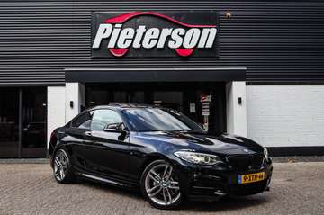 2-serie Coupé 220i 255PK NAP M-Pakket PANO H&K XEN