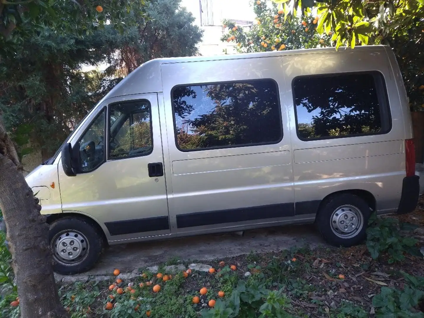 Fiat Ducato 2,3 diesel Gris - 1