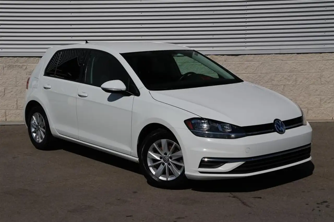 Volkswagen Golf снимка Volkswagen Golf