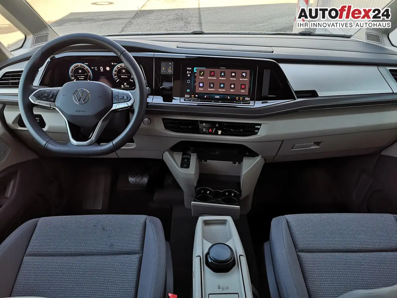 Volkswagen T7 Multivan Sport Edition 2,0TDI DSG Elegance LÜ 5 Sitzer 1... 5