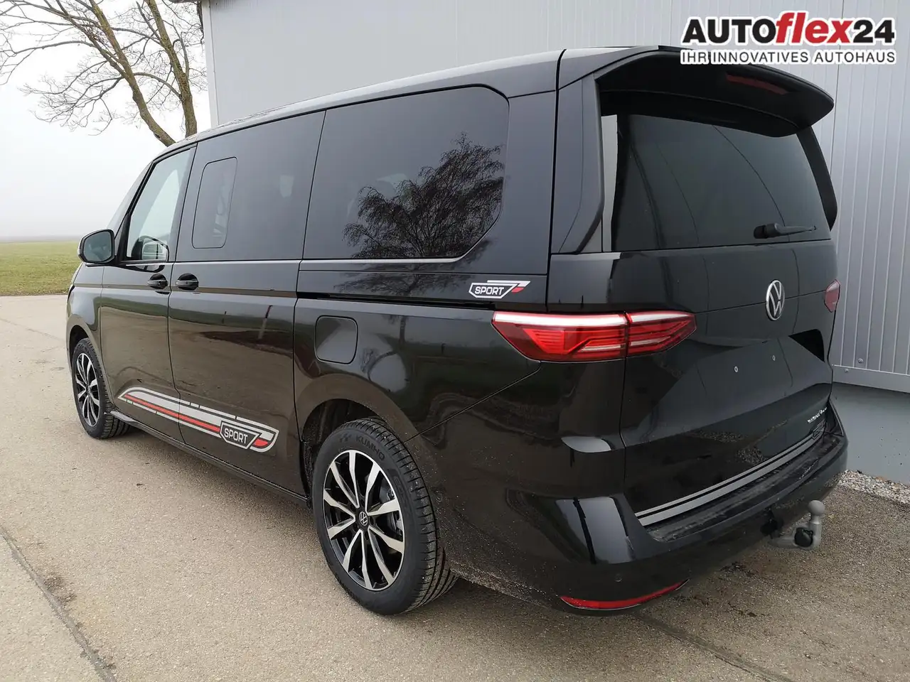 Volkswagen T7 Multivan Sport Edition 2,0TDI DSG Elegance LÜ 5 Sitzer 1... 2