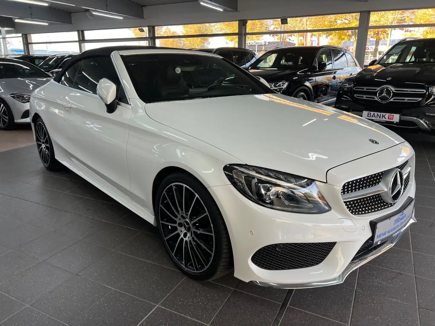 Mercedes-Benz C 180 Cabrio 2x AMG Line AMB+Aircap+19Z+Park Blanc - 2