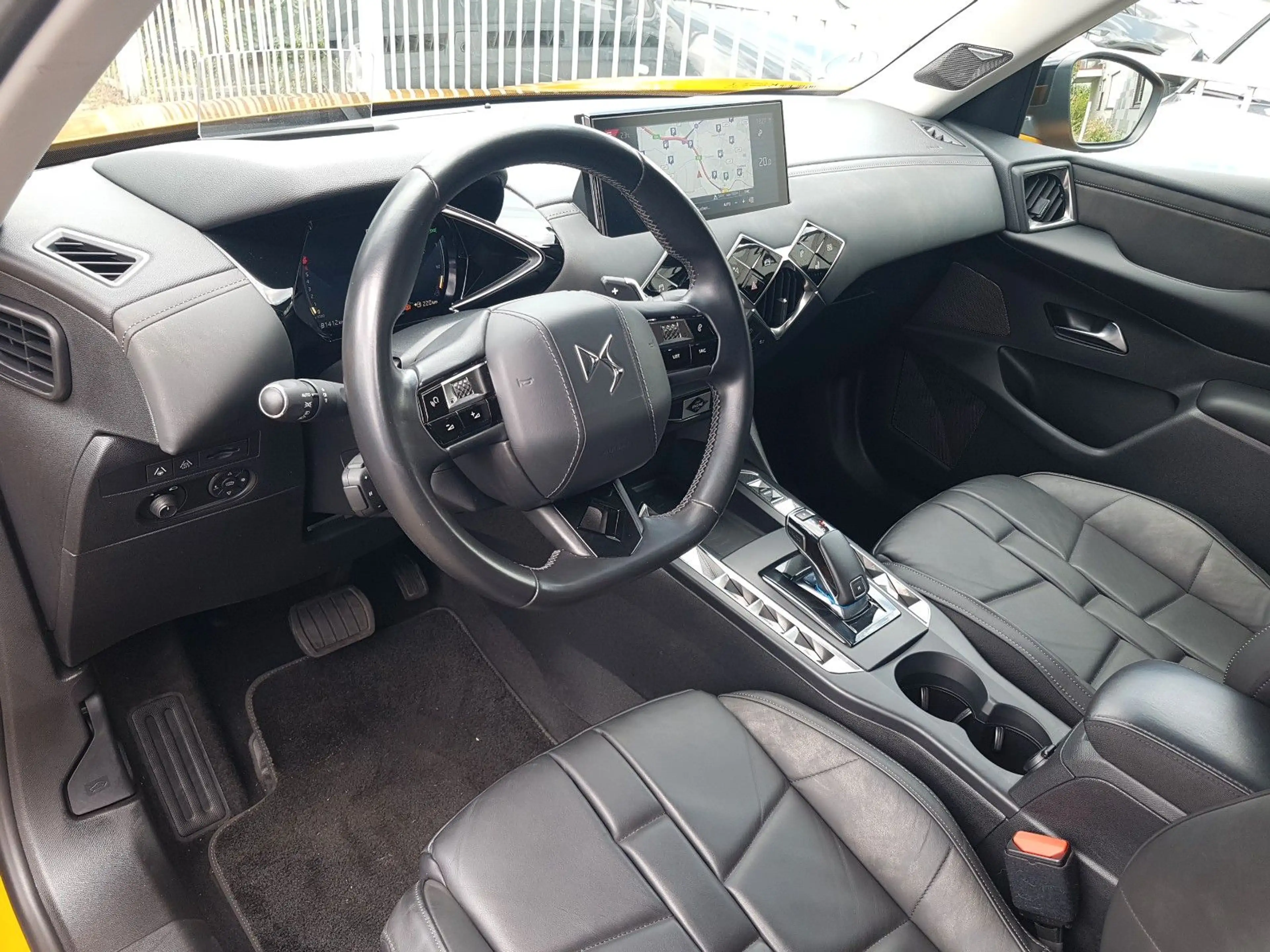DS Automobiles DS 3 Crossback PureTech 155 So Chic Opera Autom. — photo 11