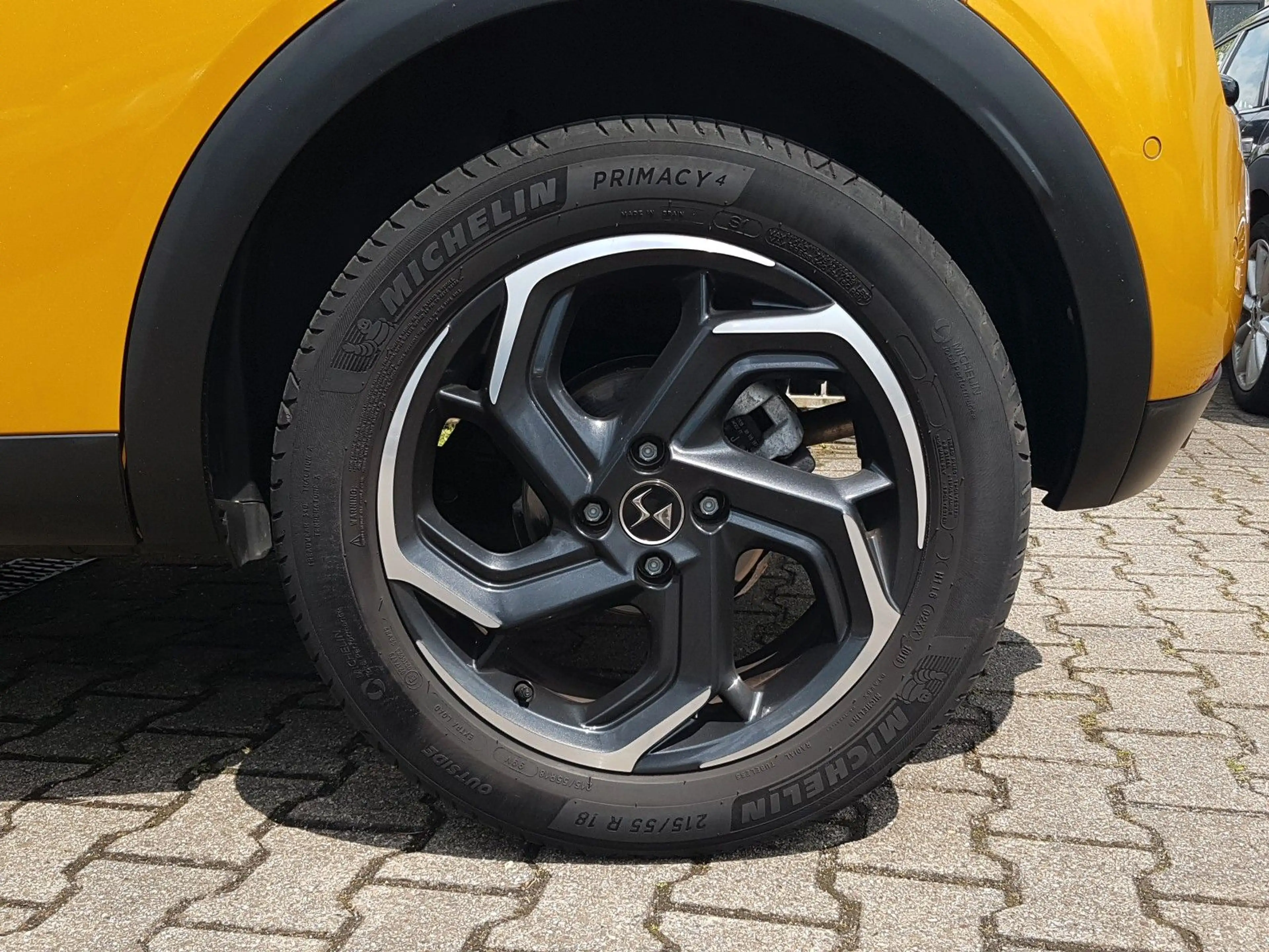 DS Automobiles DS 3 Crossback PureTech 155 So Chic Opera Autom. — photo 9