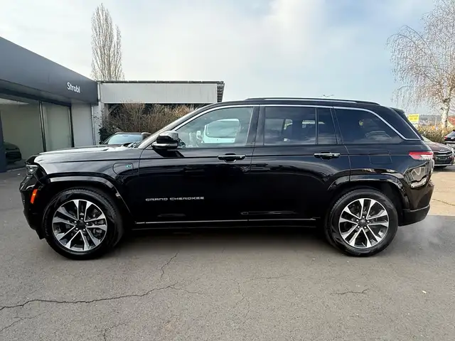 Jeep Grand Cherokee 2.0 PHEV 13,3kWh 380 PS 4xe Overland Ansicht 2