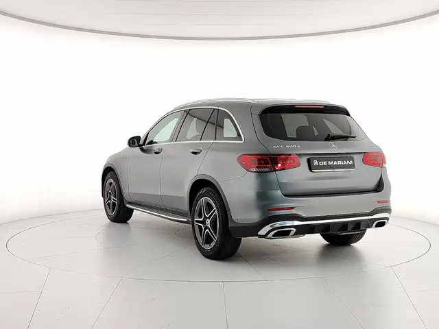 Mercedes-Benz GLC view 5