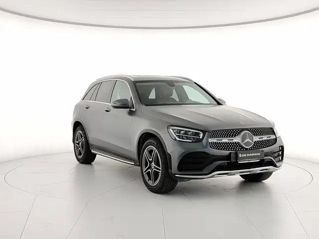 Mercedes-Benz GLC view 11