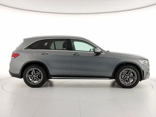 Mercedes-Benz GLC view 9
