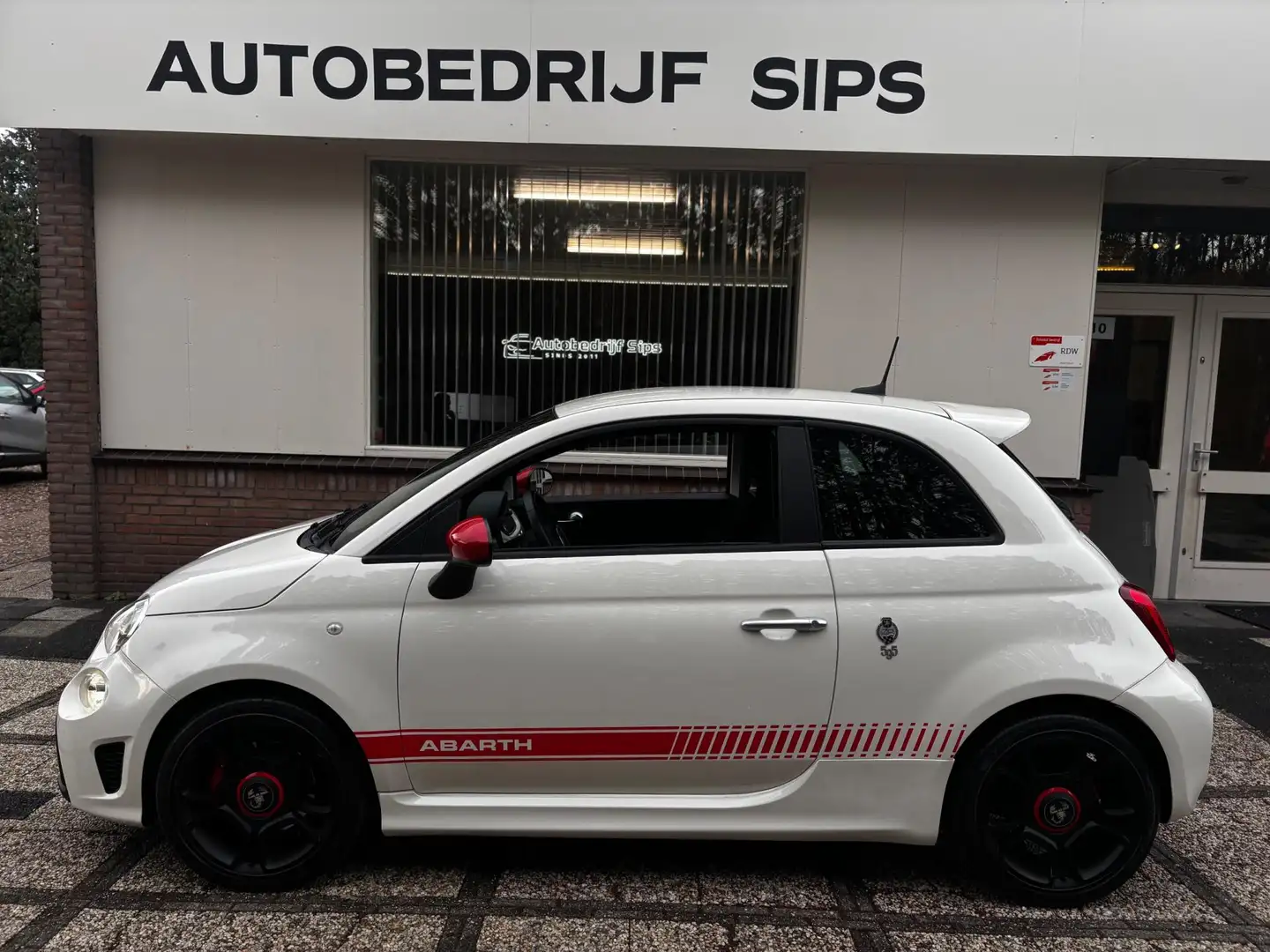 Fiat 500 Abarth 1.4 T-Jet 595 | '70 Years Edition | Uniek Nette Au Blanc - 2