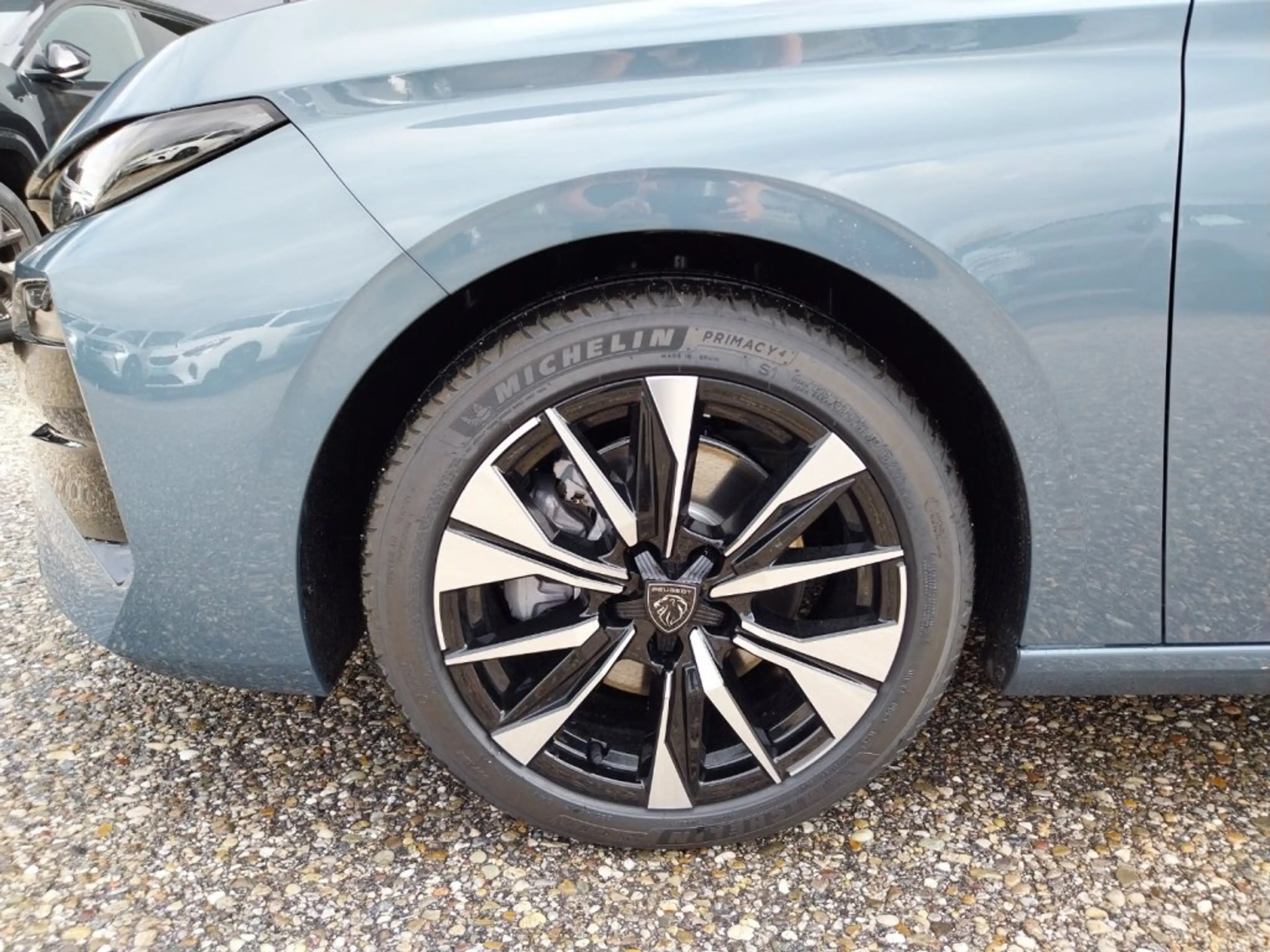 Peugeot 308 Neuer 308 SW ALLURE Hybrid 145 e-DCS6 — photo 4