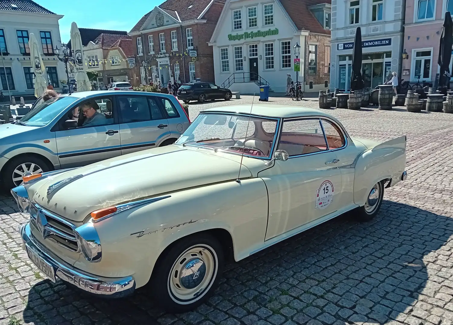 Borgward Isabella Weiß - 1