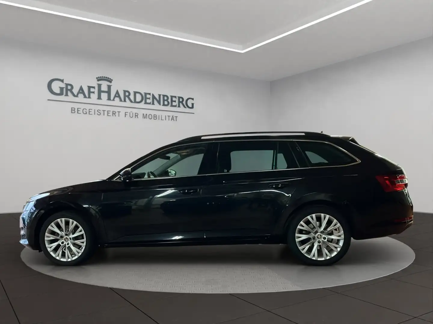 Skoda Superb Combi Ambition 2.0 TDI Business Amundsen Negro - 2
