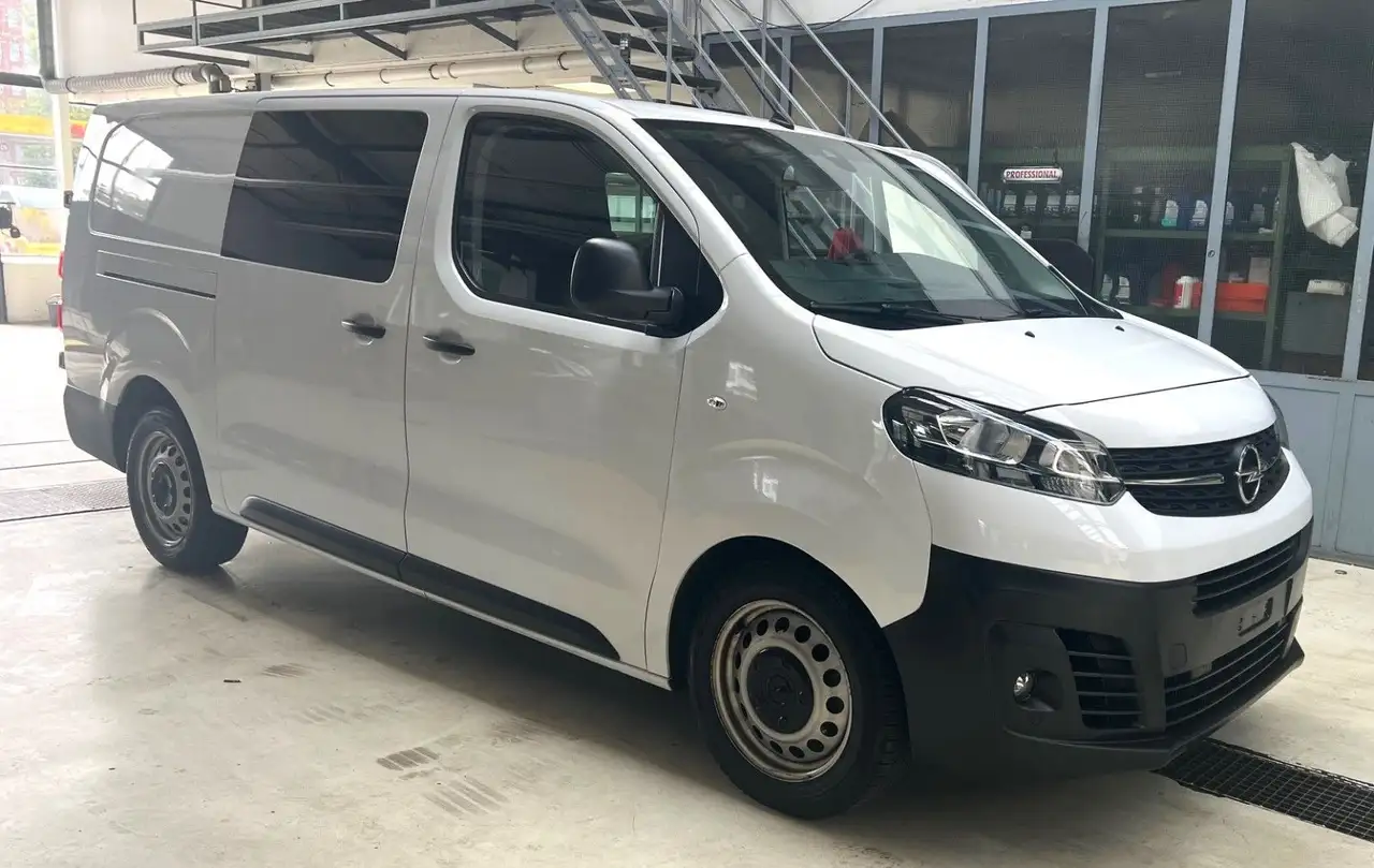 Opel Vivaro -6 Sitze Automatik-Schiebetür Beideitig